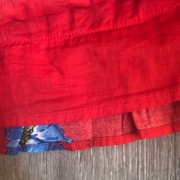 ❌SOLD❌ Hollister Red and Blue Floral Tiered Mini Skirt - Picture 6 of 8